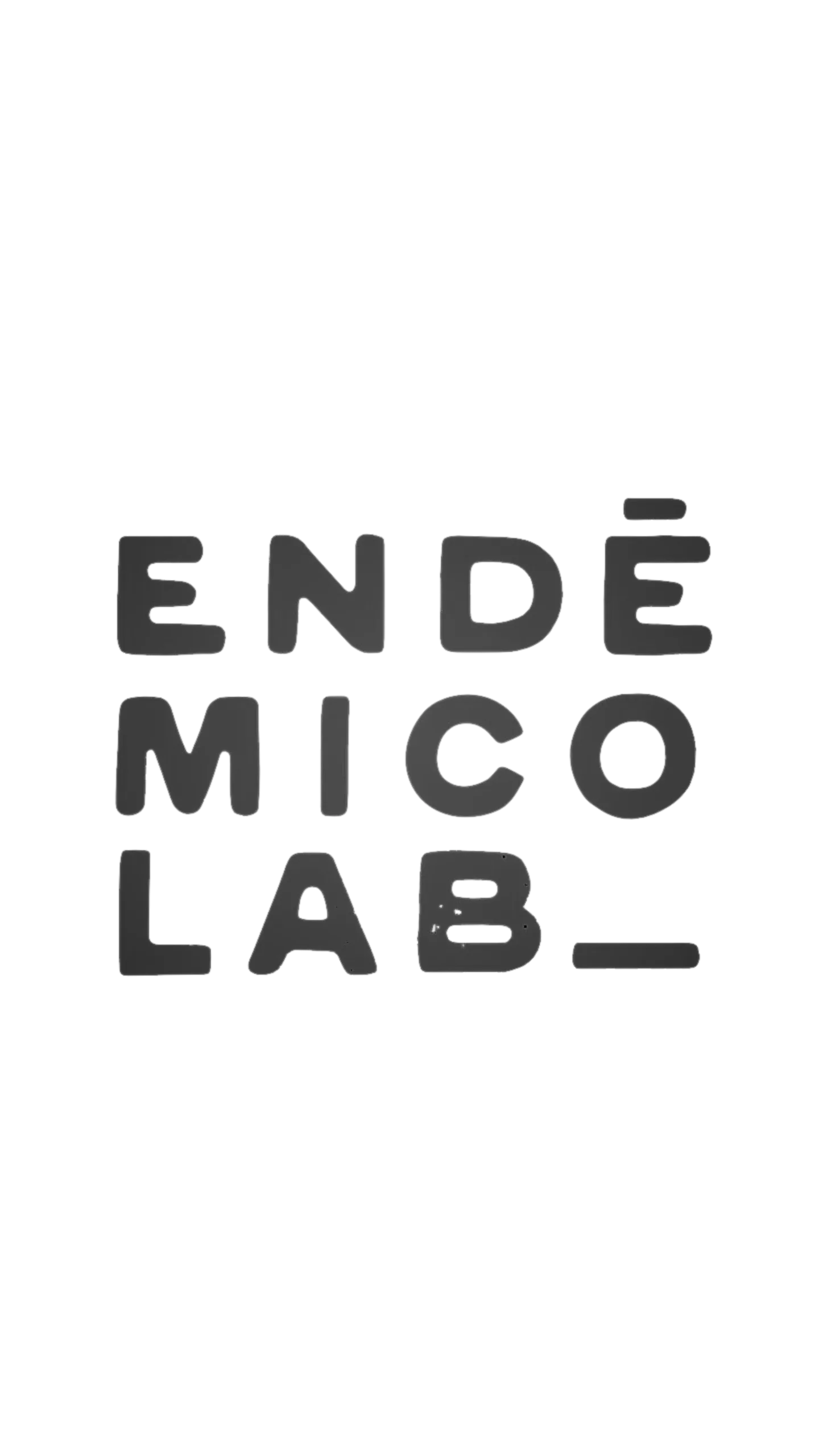 Endémico Lab Panama is a gastronomic laboratory focused on the research and conservation of Panama’s food biodiversity. Its primary goal is to promote the sustainable use of native ingredients and unconventional edible plants (PANC), as well as the preservation of heirloom seeds and traditional farming practices. Through its projects, such as the book on Panama’s heirloom rice and foraging experiences and community workshops, Endémico aims to highlight the richness of local products and the importance of ecological conservation.